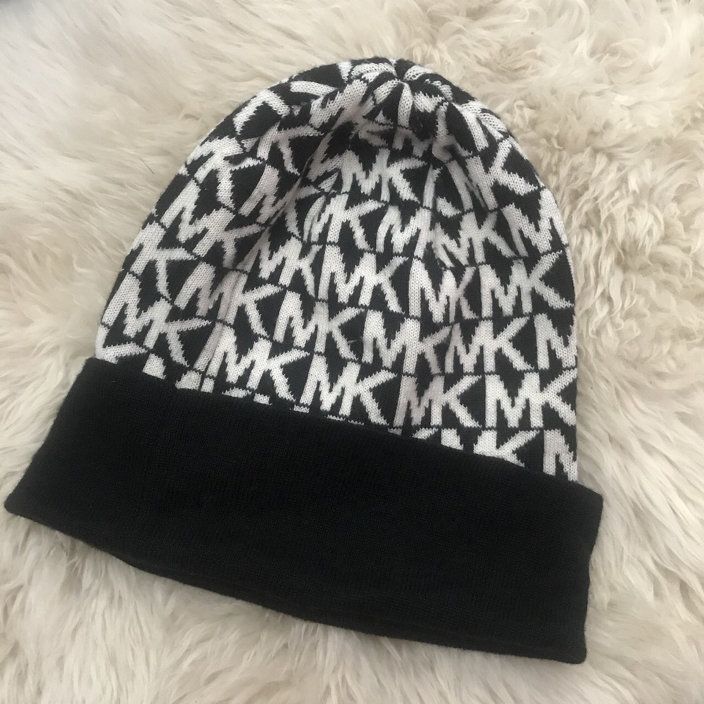 Michael KORS women’s skully